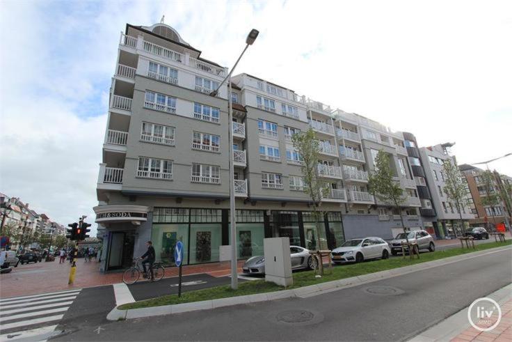 Appartement Spacieux A Knokke Zewnętrze zdjęcie